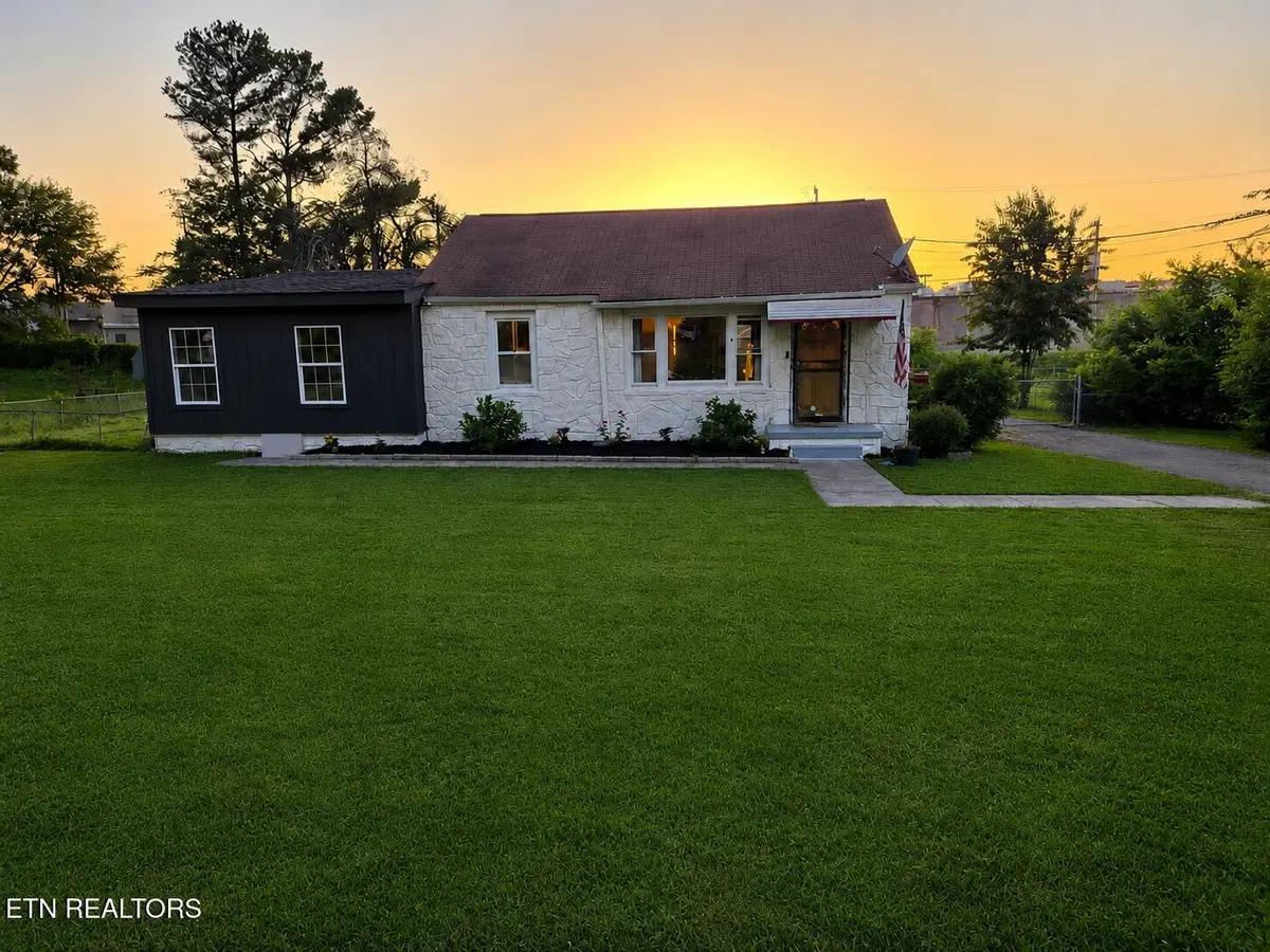 611 Leconte Lane, Knoxville, TN 37912 - #1