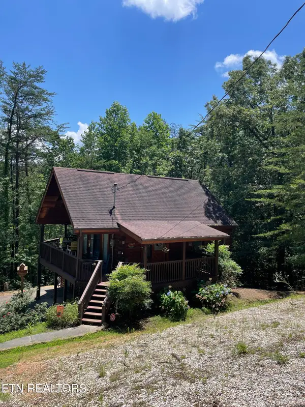 3447 Dogwood Circle, Pigeon Forge, TN 37863