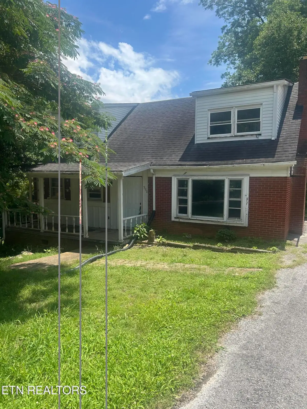900 W 2nd Ave, Lenoir City, TN 37771 - #1