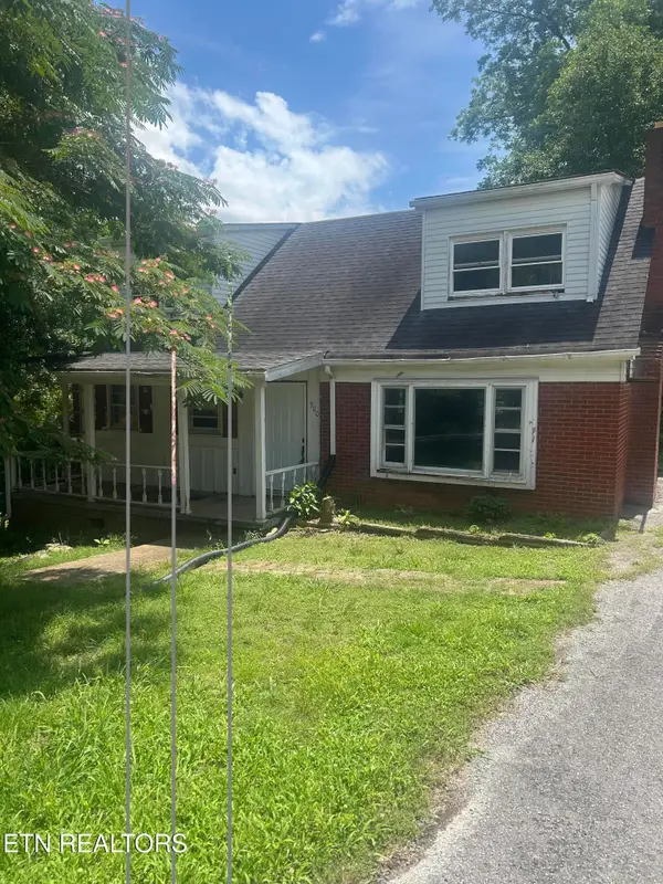 900 W 2nd Ave, Lenoir City, TN 37771