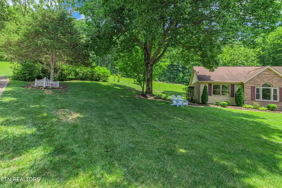 6811 Hunters Tr, Knoxville, TN 37921 - #3