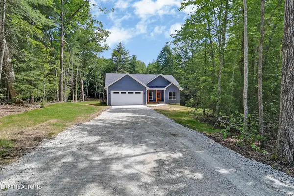 373 Georgee Rd, Jamestown, TN 38556