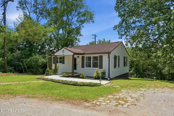 6936 N Ruggles Ferry Pike, Knoxville, TN 37924