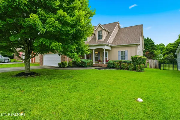 6848 Harvest Grove Lane, Knoxville, TN 37918