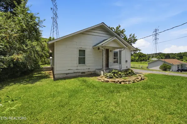 6715 Greer Rd, Knoxville, TN 37918
