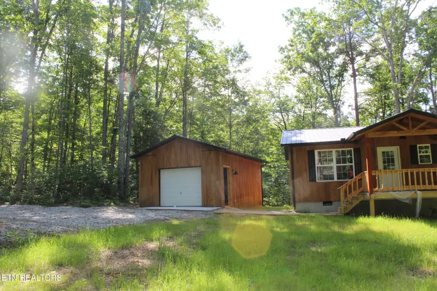 102 Pickett Park Hwy, Jamestown, TN 38556 - #2