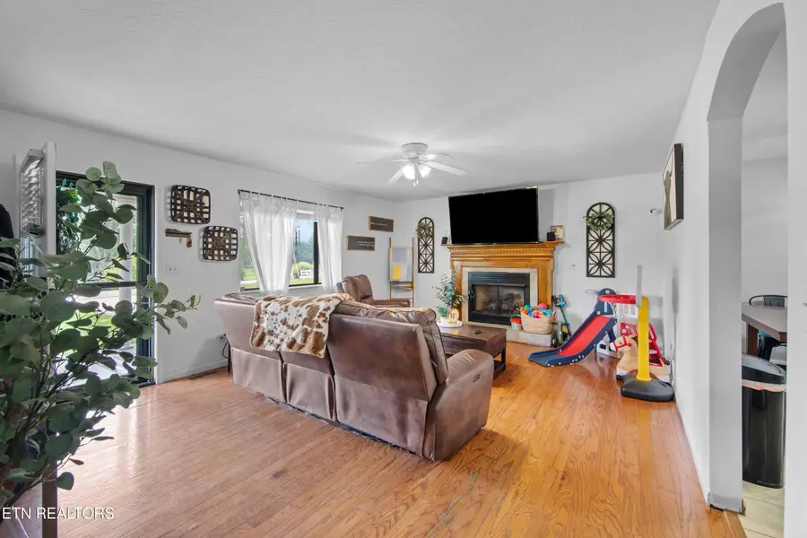 509 Camp Ridge Rd, Lafollette, TN 37766 - #3