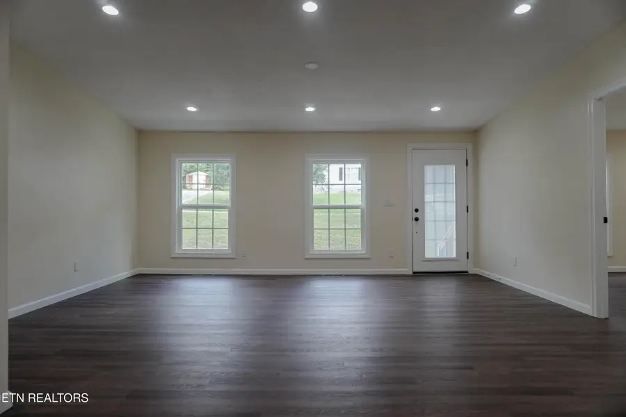 425 Abbott Rd, Lenoir City, TN 37771 - #2