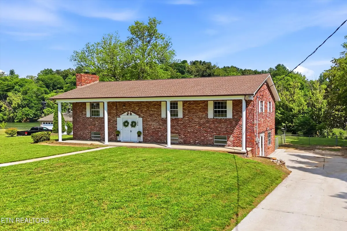 1809 River Shores Drive, Knoxville, TN 37914 - #1