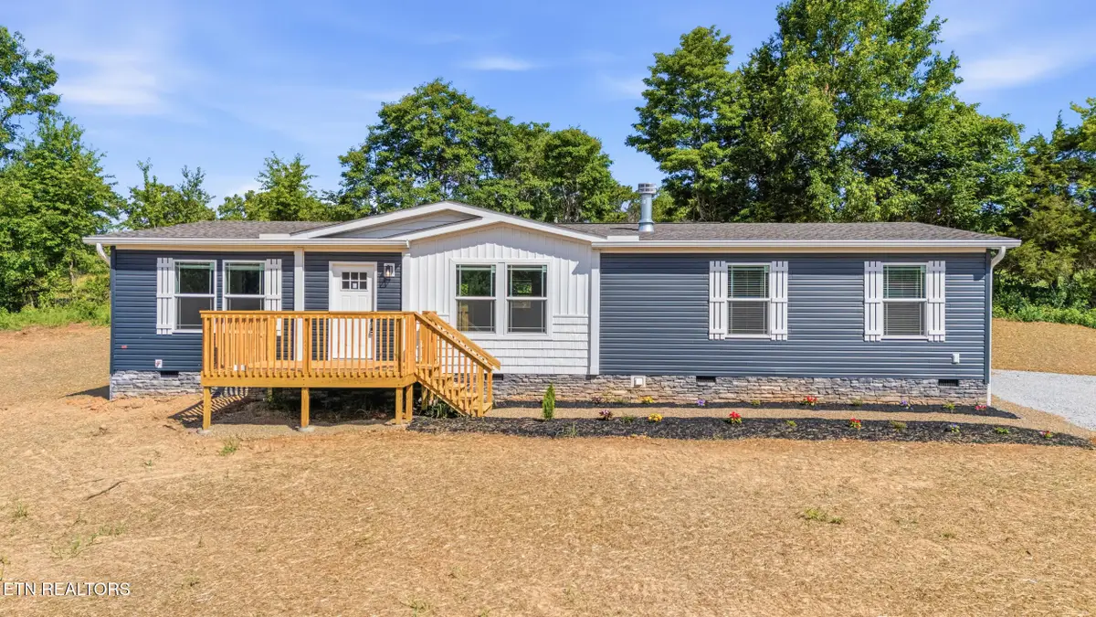 160 Copenhaver Rd, Lenoir City, TN 37771 - #1