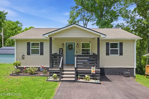 412 W Hemlock St, LaFollette, TN 37766