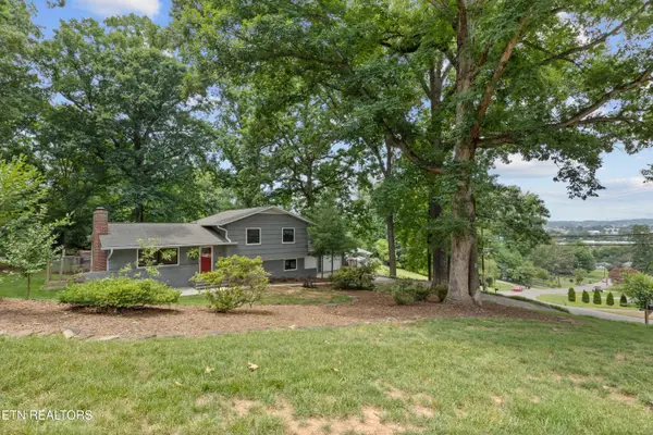 329 Elkmont Rd, Knoxville, TN 37922