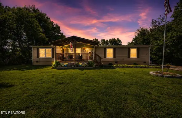 2718 Mynatt Rd, Knoxville, TN 37918