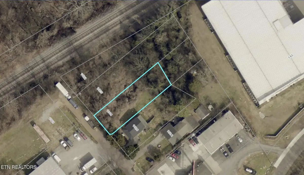 1018 Cedarwood St, Knoxville, TN 37914 - #1