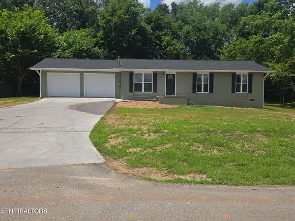 215 Stone St, Seymour, TN 37865