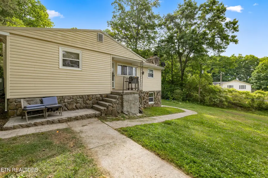 7928 Greenwell Rd, Knoxville, TN 37938 - #2