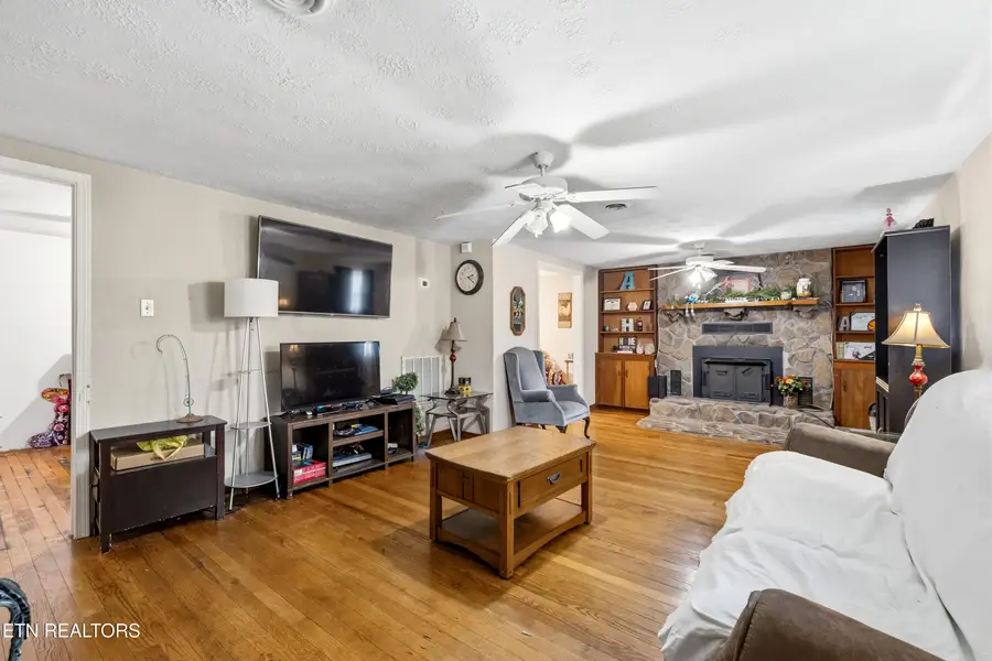 7928 Greenwell Rd, Knoxville, TN 37938 - #3