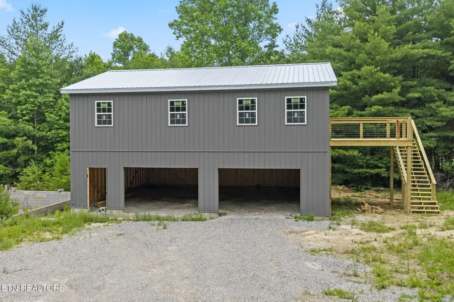 144 Charlie Jones Rd, Deer Lodge, TN 37726 - #2