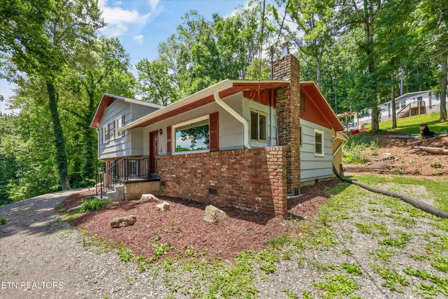 410 Sherwood Estates Circle, Clinton, TN 37716 - #2