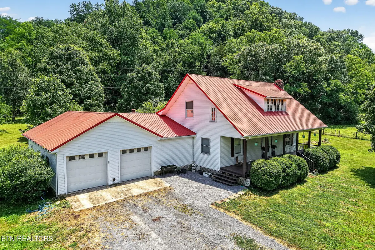 283 Hunting Creek Rd, Whitleyville, TN 38588 - #1