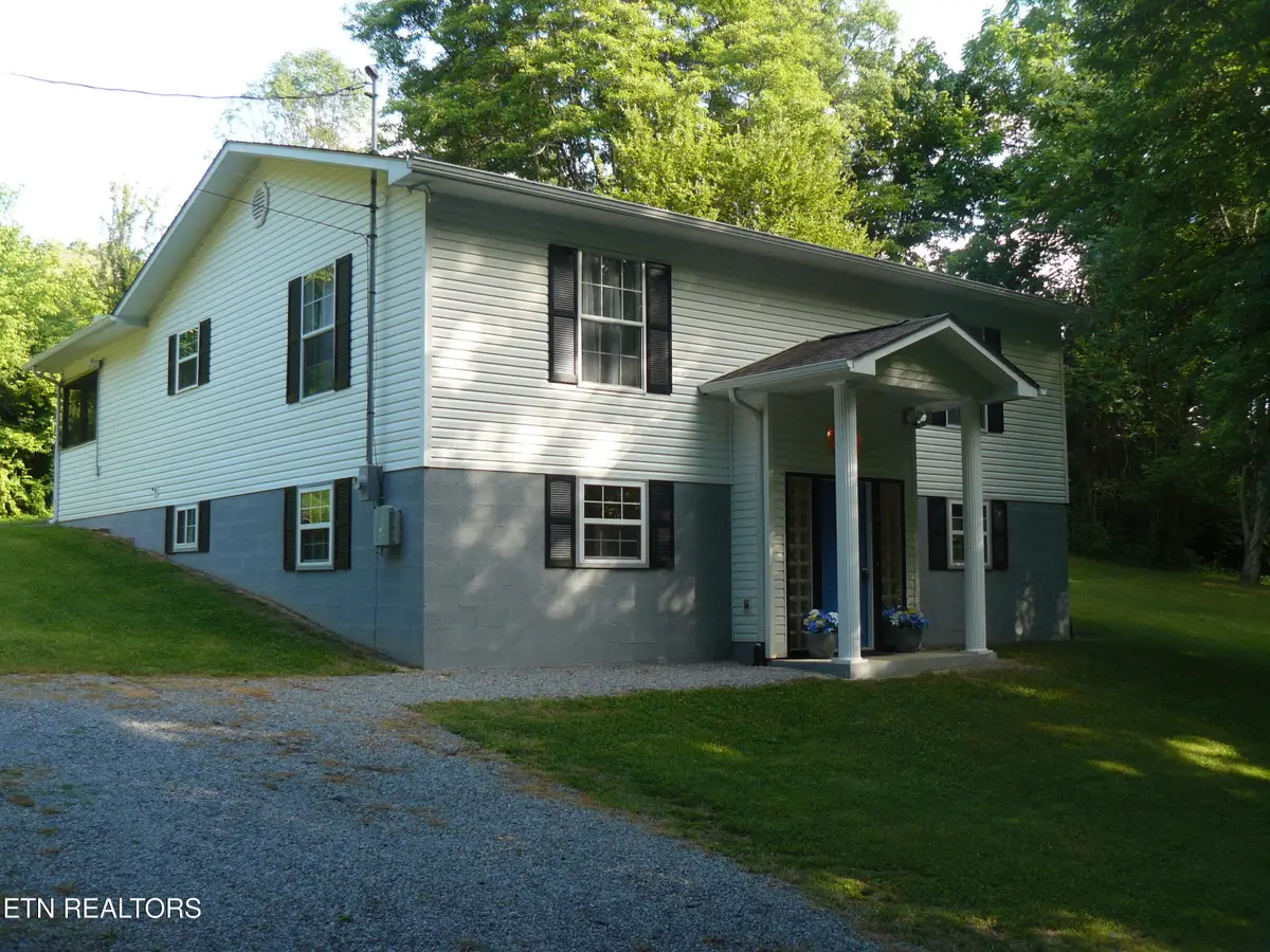 311 Greever Hollow Rd, Tazewell, TN 37879 - #1