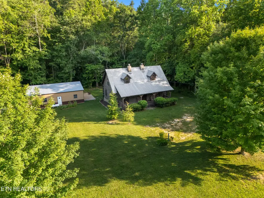 610 Towee Falls Rd, Tellico Plains, TN 37385 - #3
