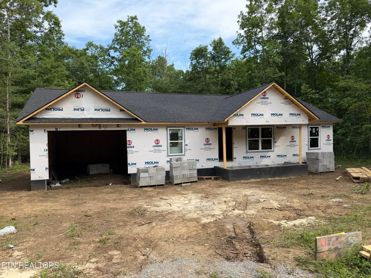900 Paola Drive, Crossville, TN 38572 - #1