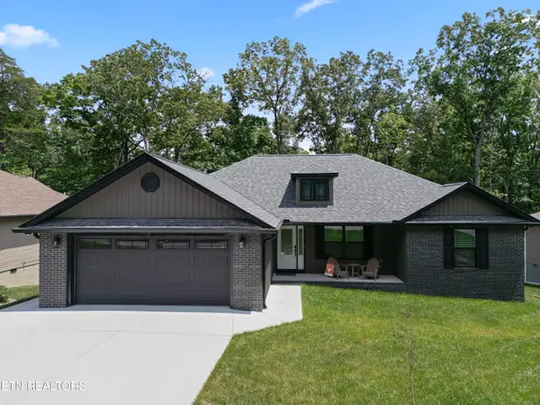678 Saint George Drive, Crossville, TN 38558