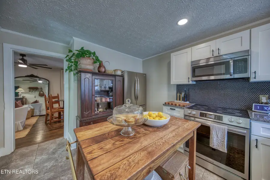 622 Balsam Drive, Knoxville, TN 37918 - #3
