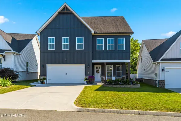 1144 Belle Pond Ave, Knoxville, TN 37932