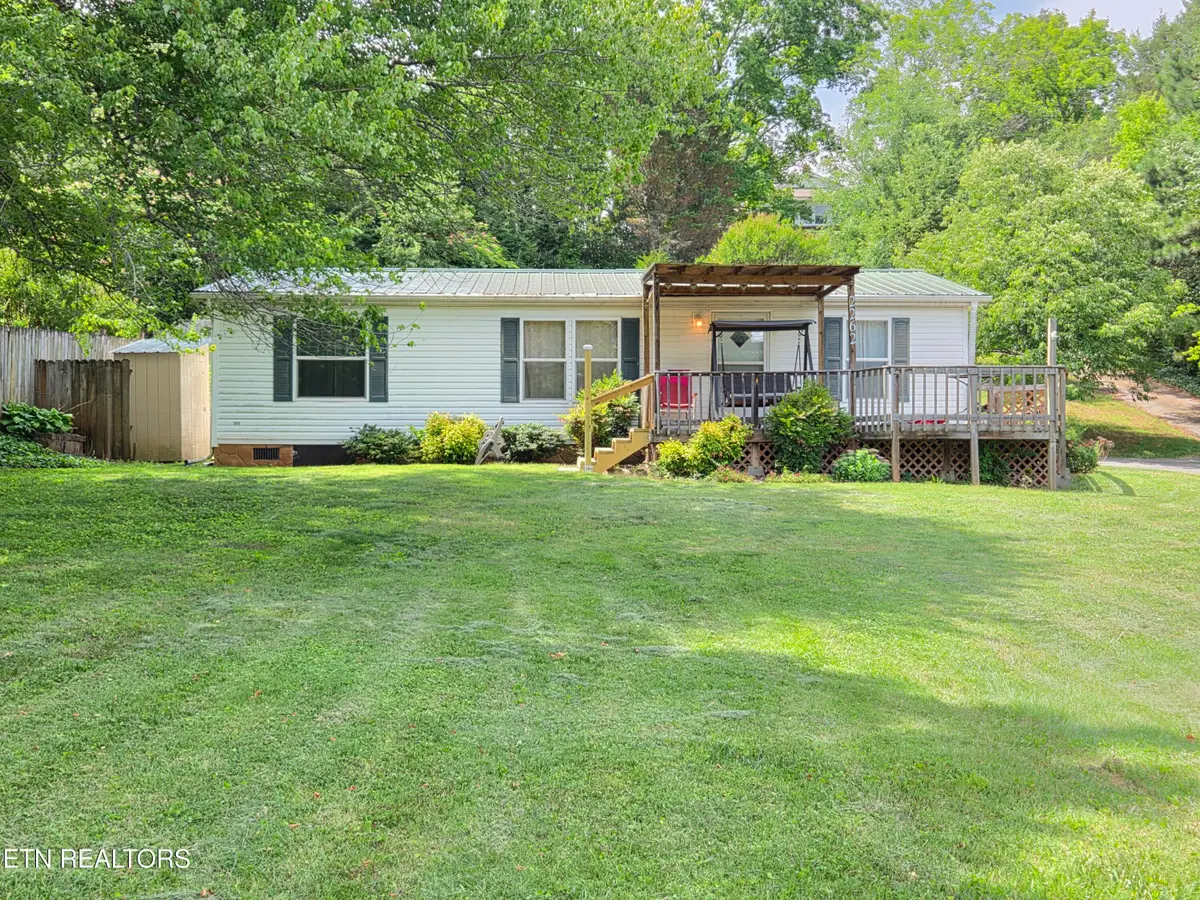 2262 Mentor Rd, Louisville, TN 37777 - #1