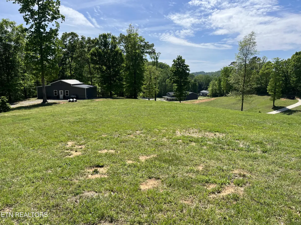 2916 Samples Rd, Louisville, TN 37777 - #1