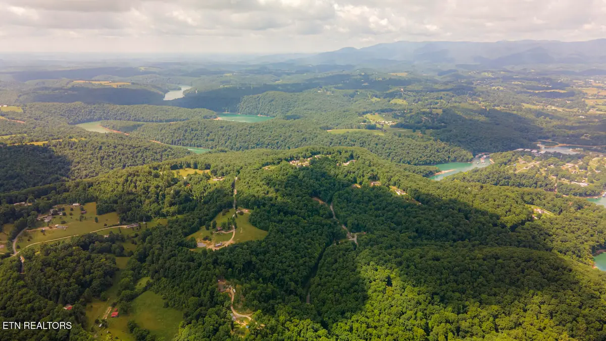 Lake Dr Lane, Lafollette, TN 37766 - #1