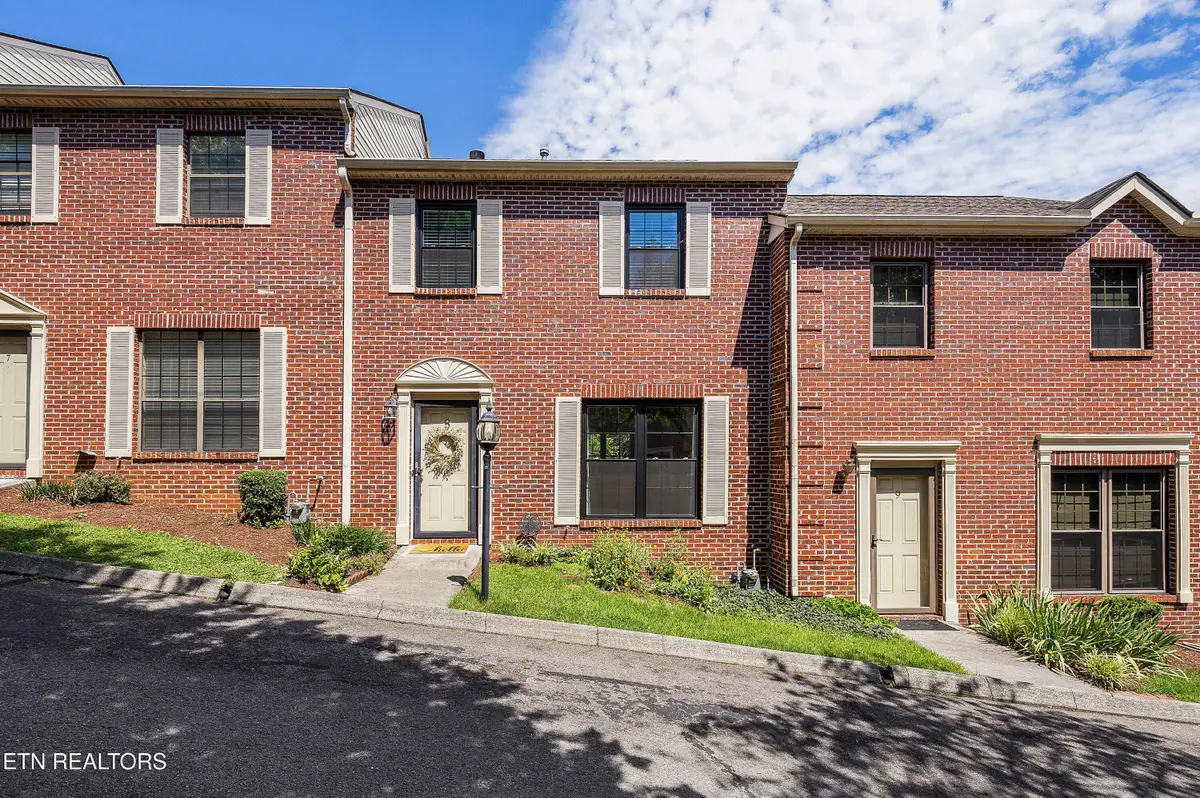 437 S Gallaher View Rd #8, Knoxville, TN 37919 - #1