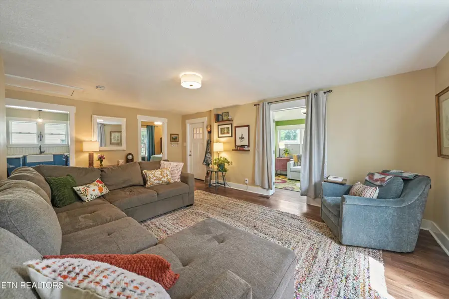 508 Cedar Ave, Knoxville, TN 37917 - #3