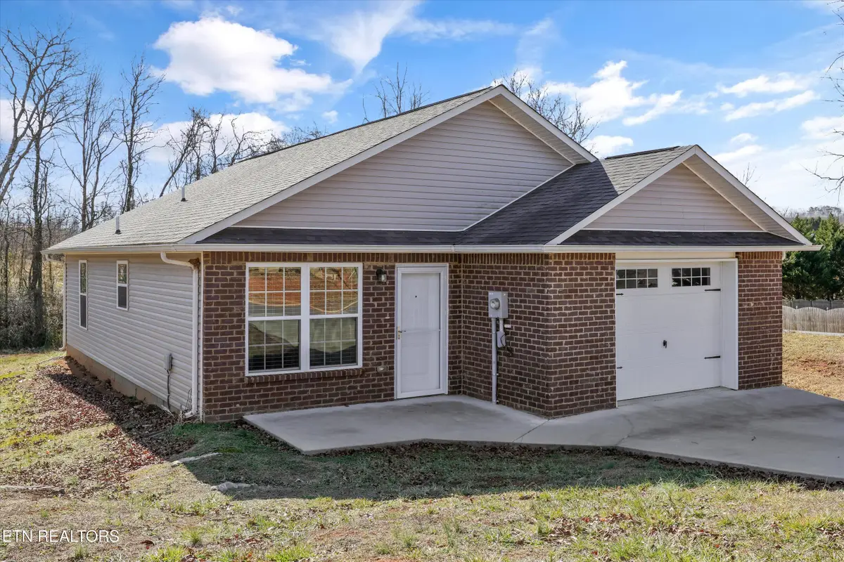 1702 Watauga St, Sevierville, TN 37876 - #1