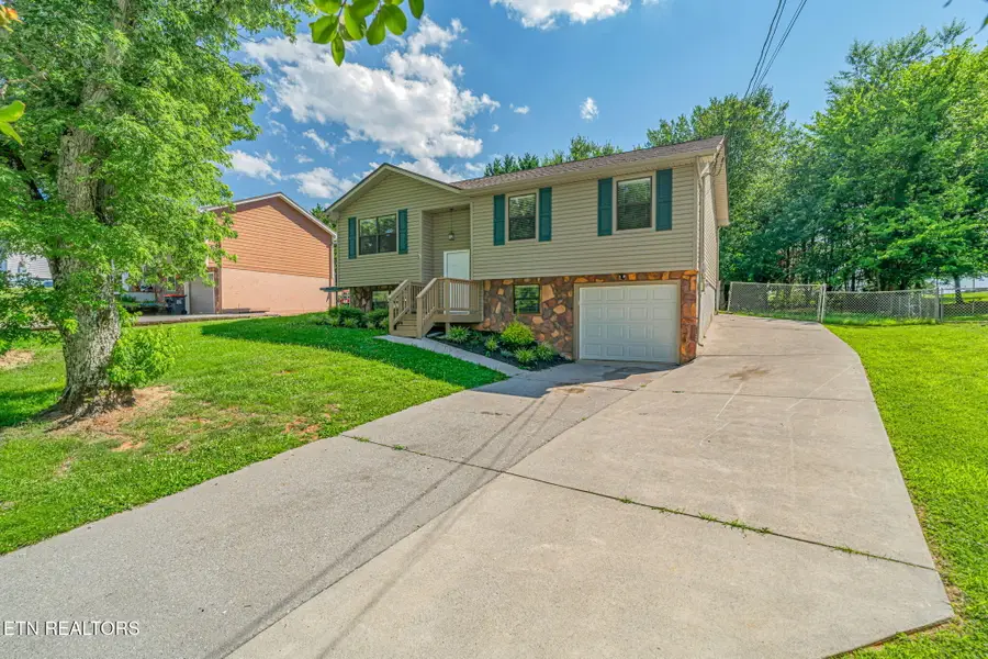 3125 Valemont Drive, Maryville, TN 37803 - #2