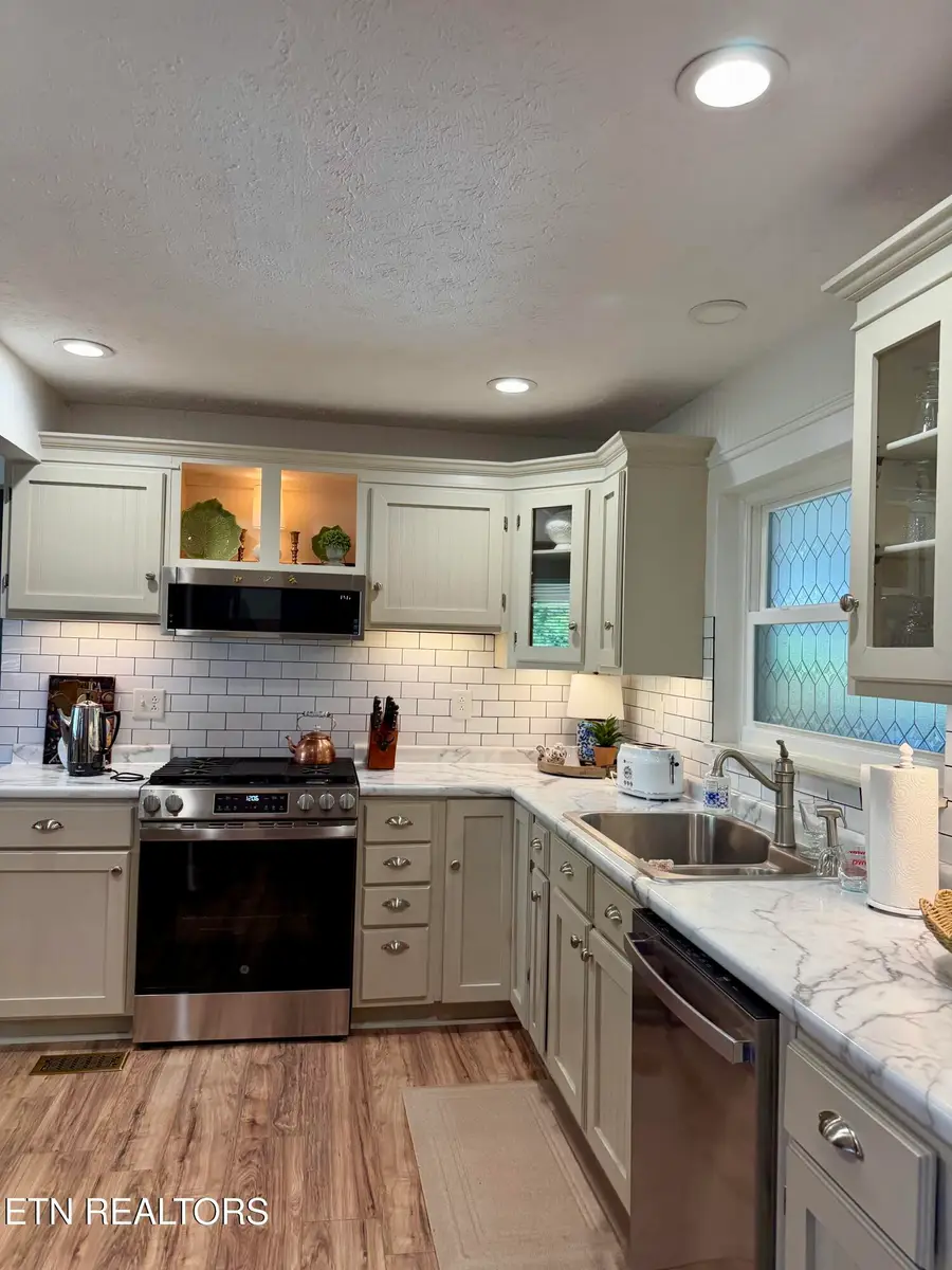 332 Euclid Ave, Kingston, TN 37763 - #3
