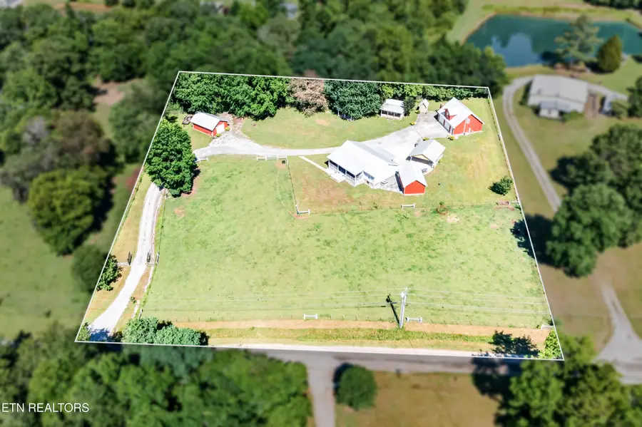 105 Foothills Rd, Pikeville, TN 37367 - #2