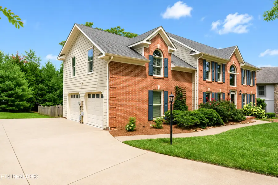 1044 Paddington Rd, Knoxville, TN 37922 - #2
