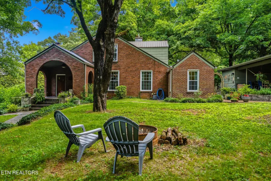 1303 W Madison Ave, Athens, TN 37303 - #2