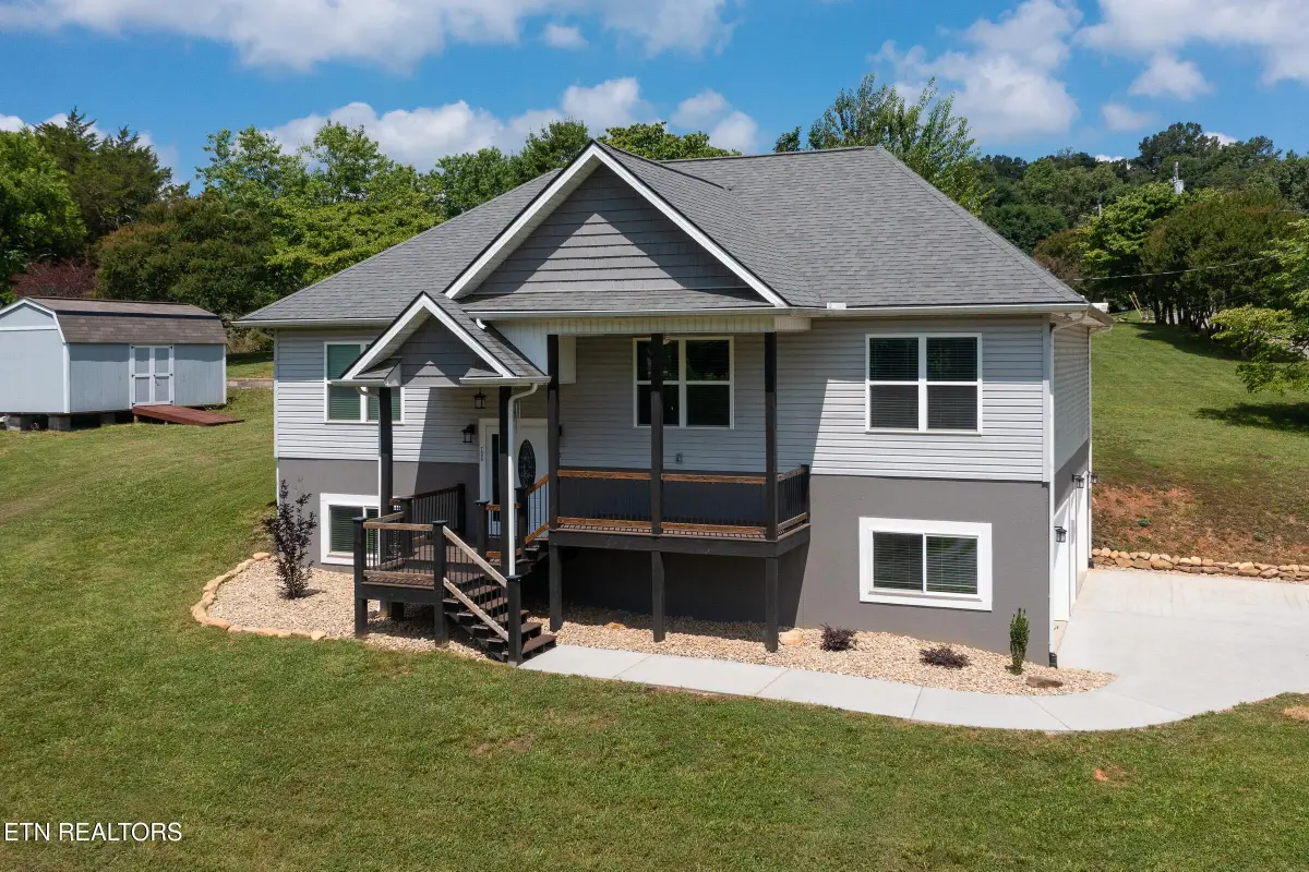 7090 Loudon Ridge Rd, Lenoir City, TN 37771 - #1