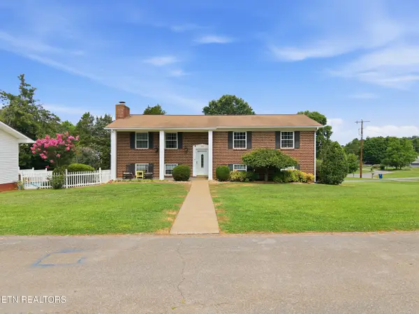 135 Colonial Circle, Seymour, TN 37865