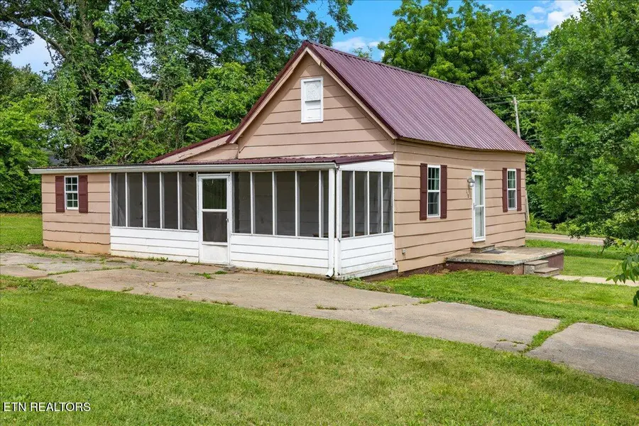 110 Elm St, Niota, TN 37826 - #3