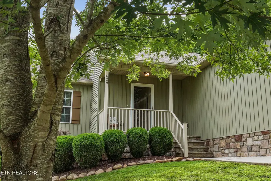 624 Coronado Crest Rd, Maryville, TN 37804 - #2