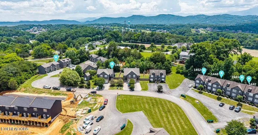 1432 William Holt Blvd, Sevierville, TN 37862 - #2