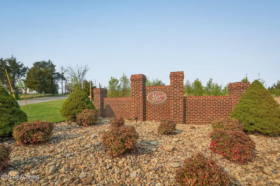 410 Garden Meadow Rd, Greeneville, TN 37745 - #2