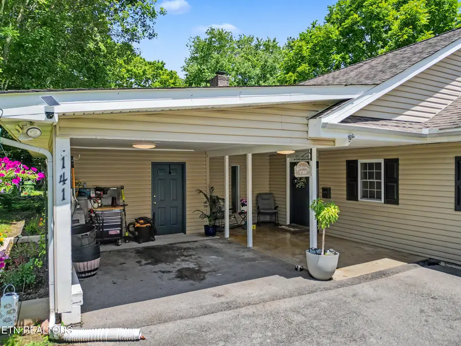 141 S Purdue Ave, Oak Ridge, TN 37830 - #2