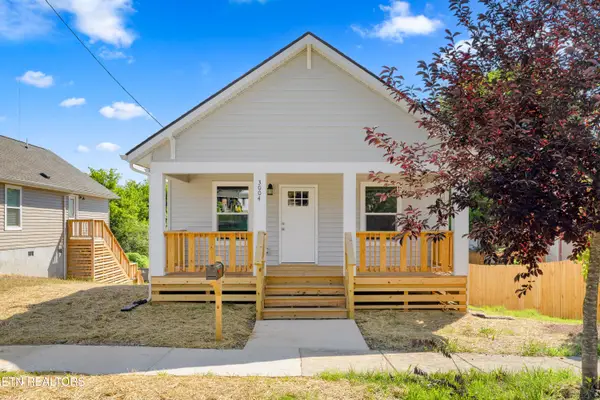 3004 Johnston St, Knoxville, TN 37921