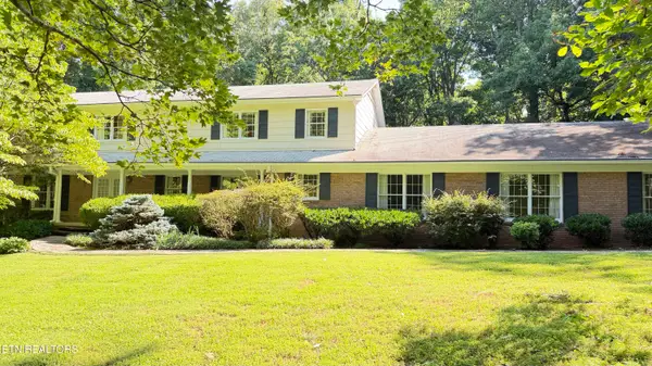 1307 Snowdon Drive, Knoxville, TN 37912
